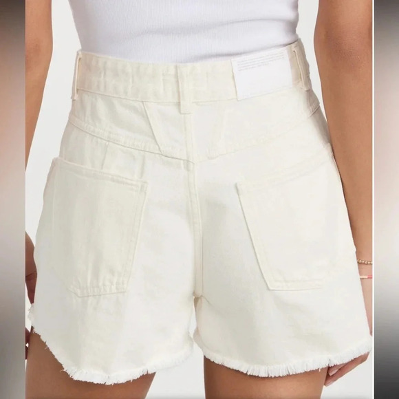 NWT!! Closed - Jocy x Shorts - Creme Color - Size 25&30 - Picture 2 of 11